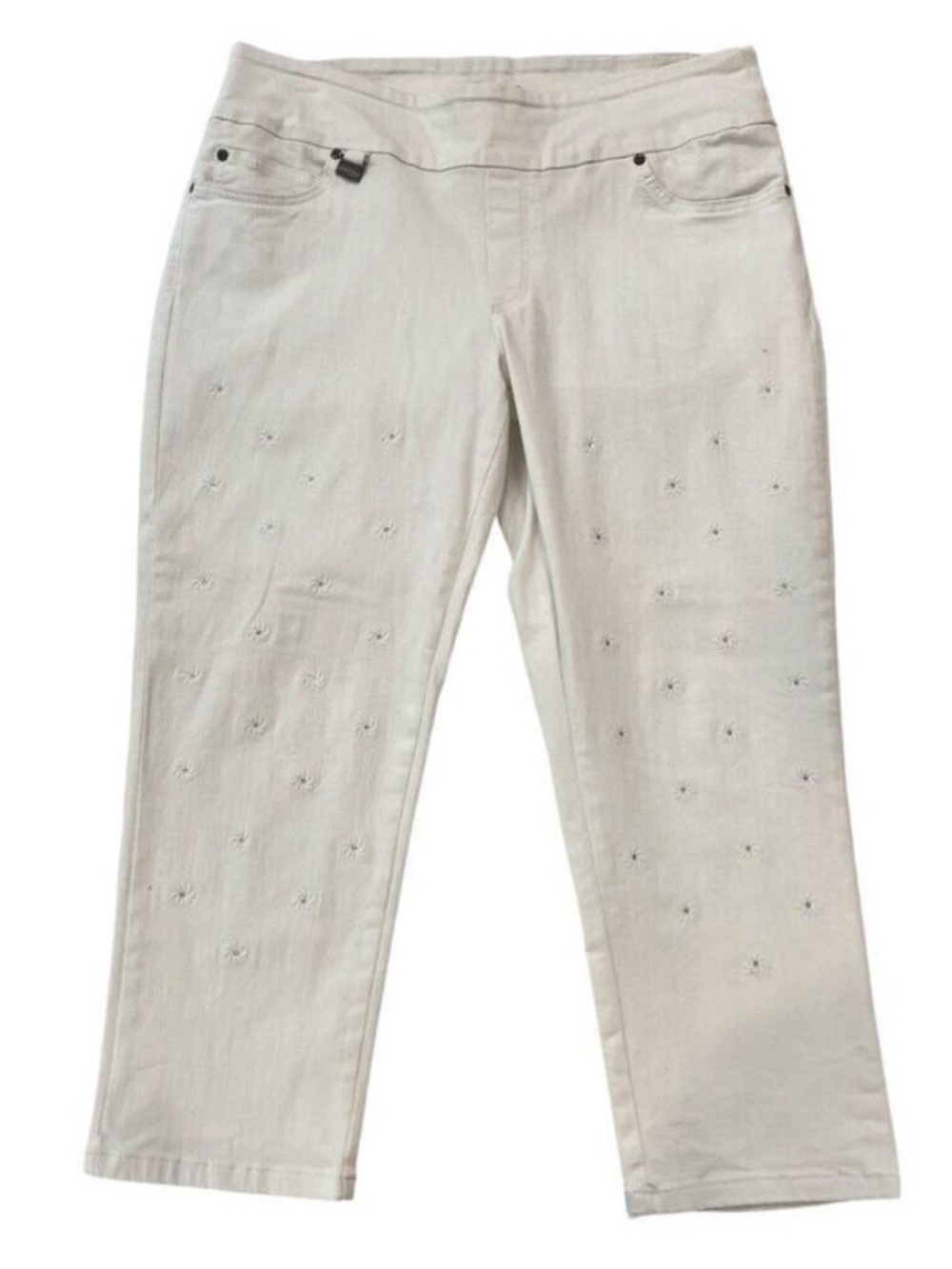 Lisette L. Stunning white crop jeans embroidered daisy discrete crystal plus 16